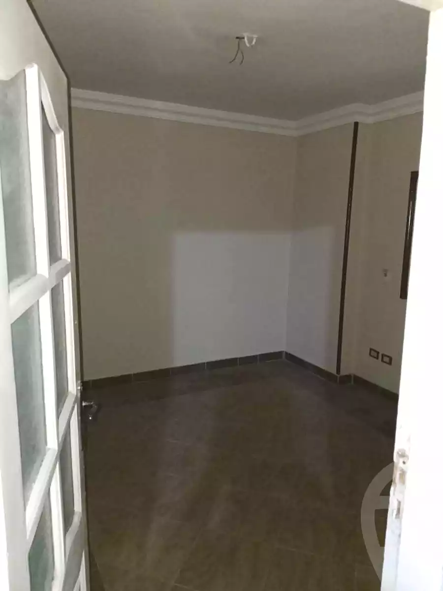 https://aqarmap.com.eg/ar/listing/7175427-for-rent-cairo-helwan-el-ezba-el-qebliah-ragheb-st