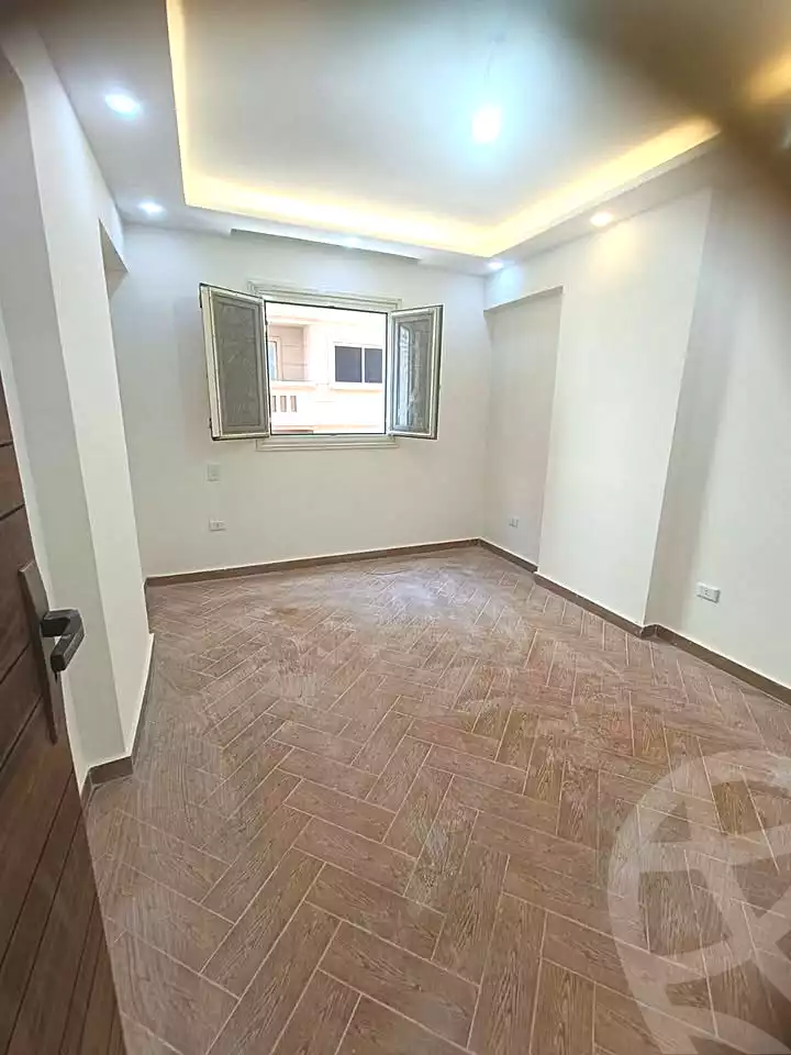 https://aqarmap.com.eg/en/listing/7175515-for-sale-alexandria-sydy-bshr-sydy-bshr-bhry-street-17