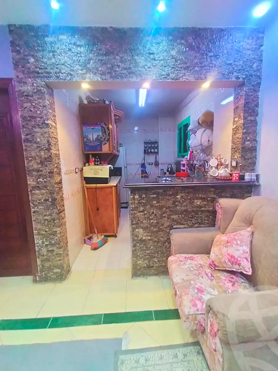https://aqarmap.com.eg/en/listing/7175550-for-sale-cairo-helwan-helwan-el-sharkeya-heidar-st
