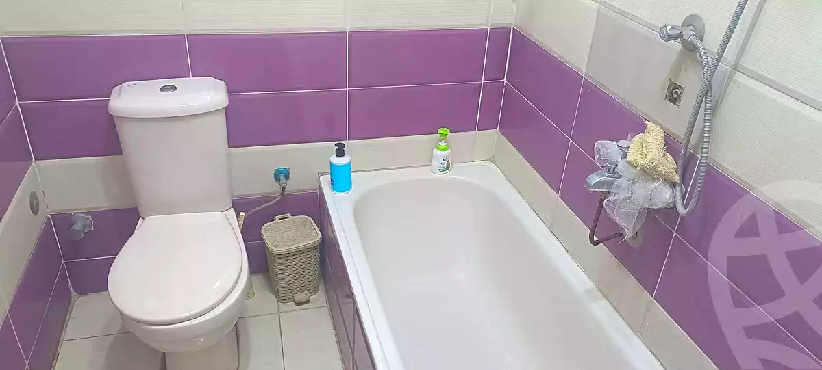 https://aqarmap.com.eg/ar/listing/7175729-for-sale-cairo-helwan-kwrnysh-hlwn