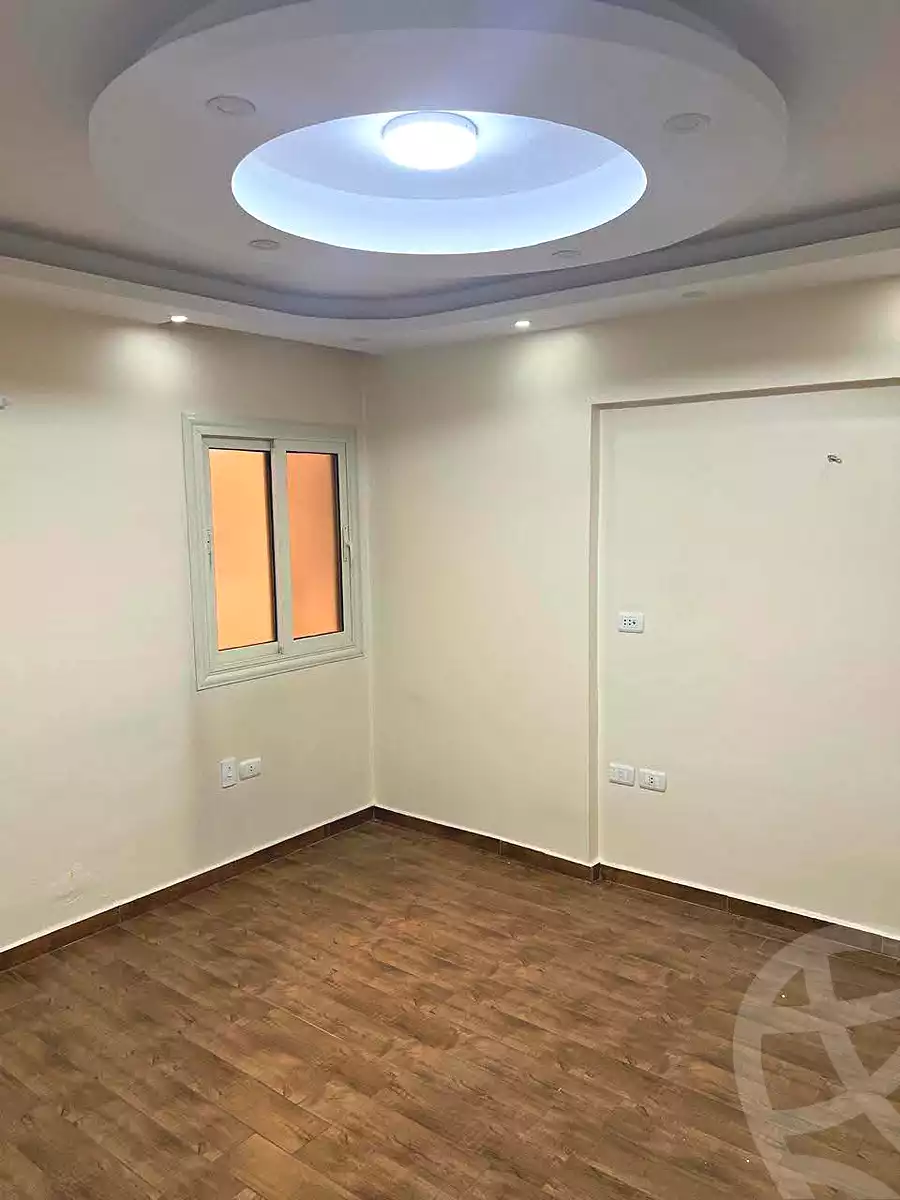 https://aqarmap.com.eg/ar/listing/7175838-for-rent-cairo-helwan-mostafa-fahmy-st