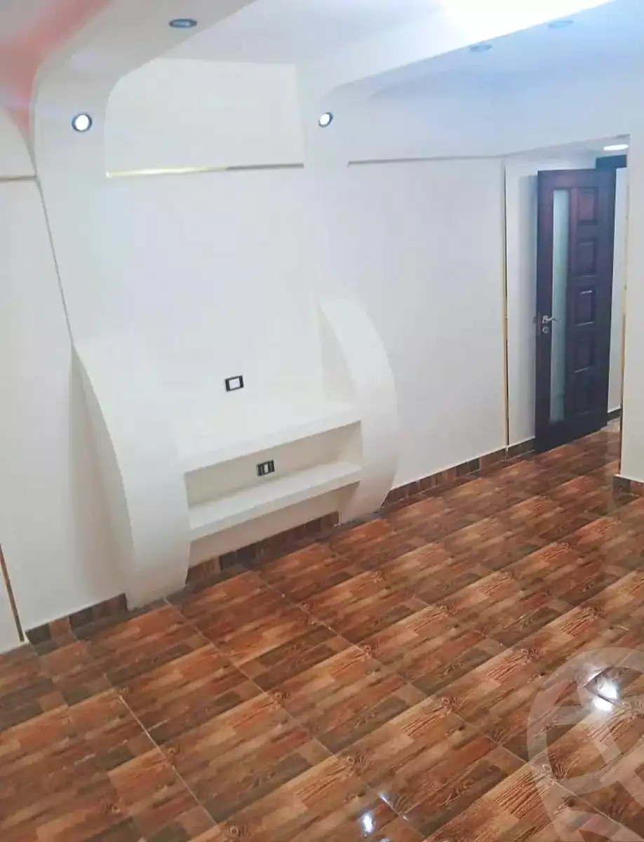 https://aqarmap.com.eg/en/listing/7176008-for-sale-alexandria-al-agamy-bw-ywsf