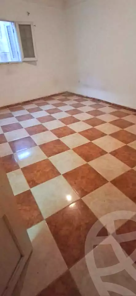https://aqarmap.com.eg/ar/listing/7176055-for-sale-alexandria-al-agamy-lbytsh-el-hay-st