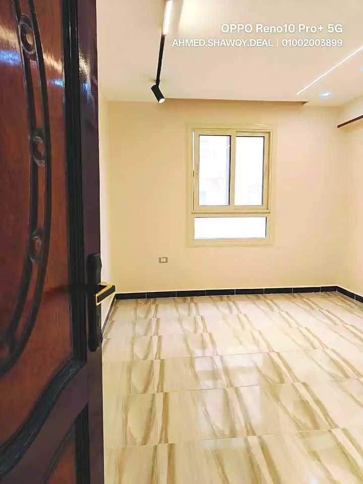 https://aqarmap.com.eg/ar/listing/7176080-for-sale-alexandria-al-agamy-bw-ywsf