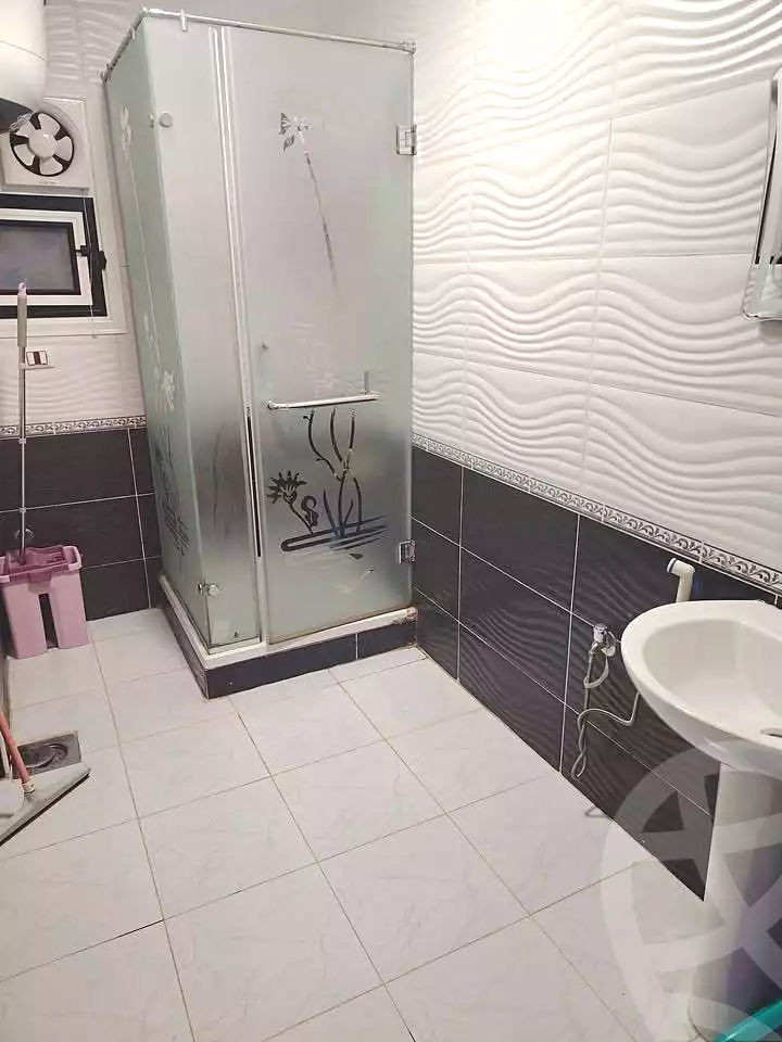 https://aqarmap.com.eg/en/listing/7176101-for-sale-alexandria-al-agamy-lbytsh-bianchiii-street-11