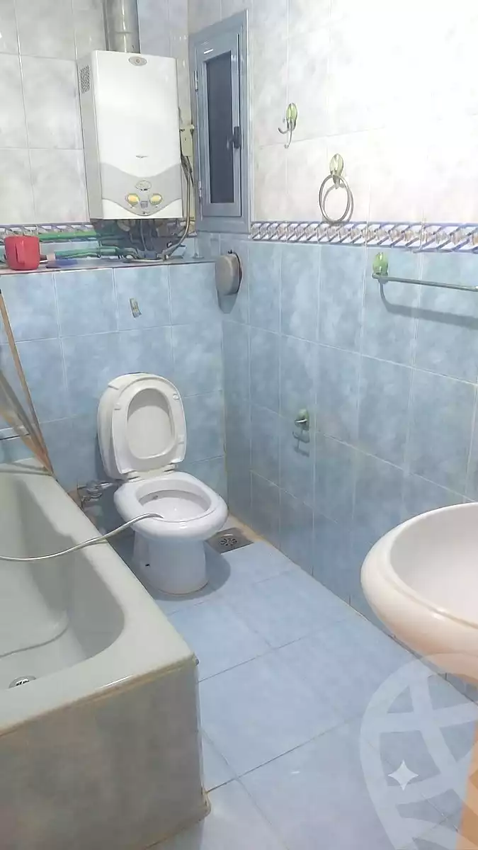 https://aqarmap.com.eg/ar/listing/7176173-for-sale-cairo-faisal-kafr-tohormos-ahmed-nour-el-din-st