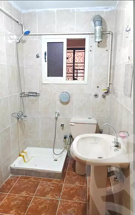 https://aqarmap.com.eg/ar/listing/7176244-for-rent-cairo-helwan-mnshy-yn-hlwn-rael-st