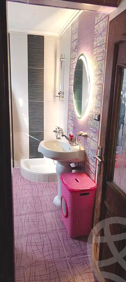 https://aqarmap.com.eg/ar/listing/7176262-for-sale-cairo-helwan-mnshy-yn-hlwn-rael-st