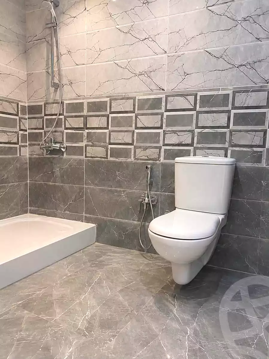 https://aqarmap.com.eg/en/listing/7176298-for-sale-cairo-helwan-helwan-el-sharkeya-omar-ibn-abd-el-aziz-st