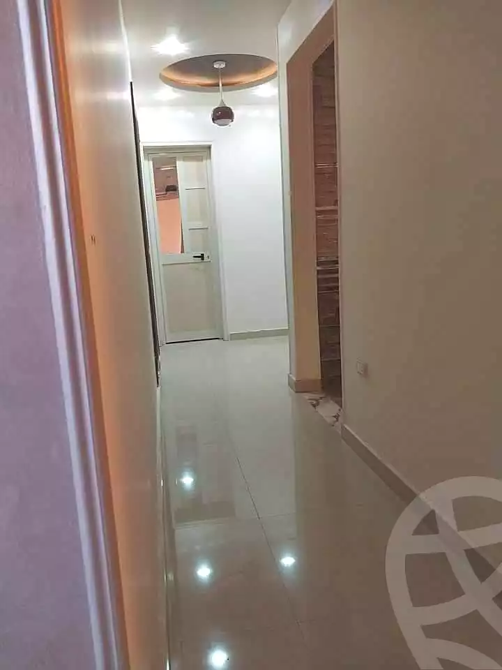 https://aqarmap.com.eg/ar/listing/7176411-for-sale-cairo-helwan-helwan-el-sharkeya-ryad-pasha-st