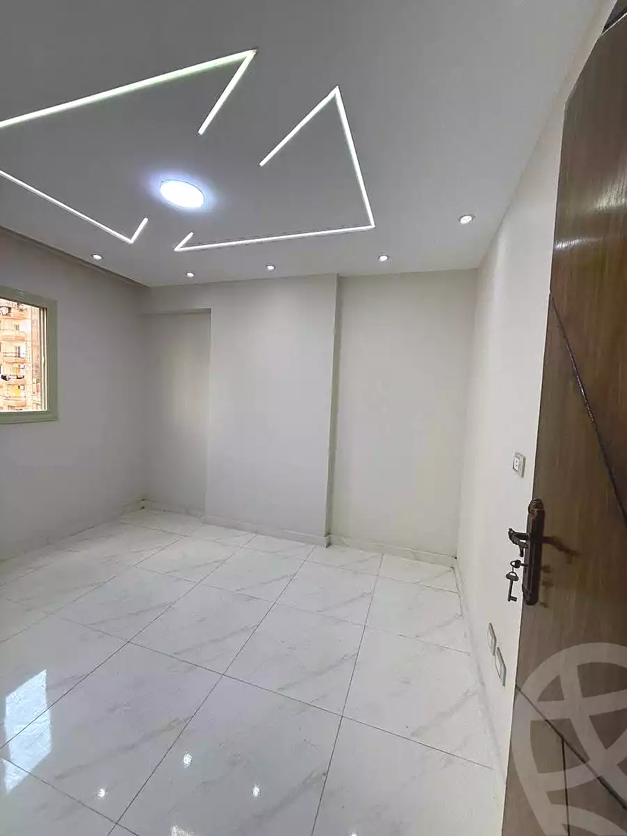 https://aqarmap.com.eg/ar/listing/7176516-for-sale-alexandria-sydy-bshr-sydy-bshr-bhry