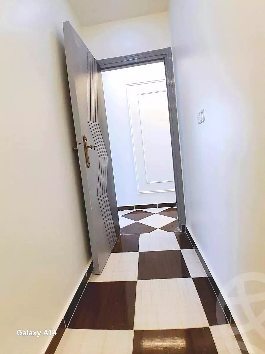 https://aqarmap.com.eg/ar/listing/7176533-for-sale-alexandria-sydy-bshr-sydy-bshr-bhry-shr-mhmwd-l-yswy