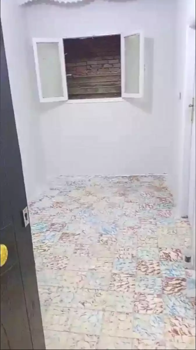 https://aqarmap.com.eg/ar/listing/7176784-for-sale-cairo-ain-shams-ain-shams-el-sharkia-el-eshrein-stt