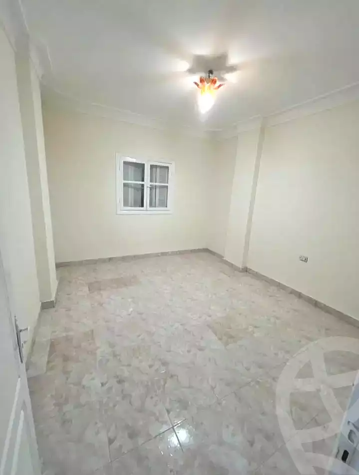 https://aqarmap.com.eg/ar/listing/7177296-for-sale-alexandria-al-agamy-bw-ywsf