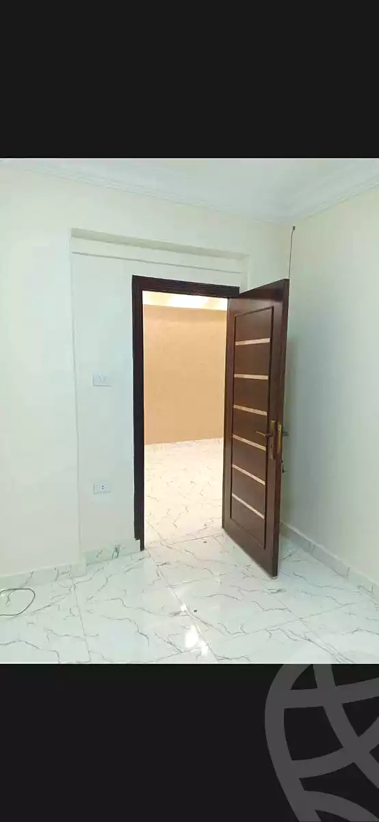 https://aqarmap.com.eg/ar/listing/7177151-for-rent-alexandria-al-agamy-bw-ywsf