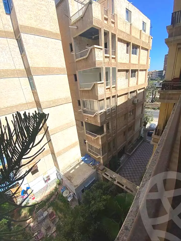 https://aqarmap.com.eg/en/listing/7177708-for-sale-alexandria-al-mamoura-lm-mwr-lshty