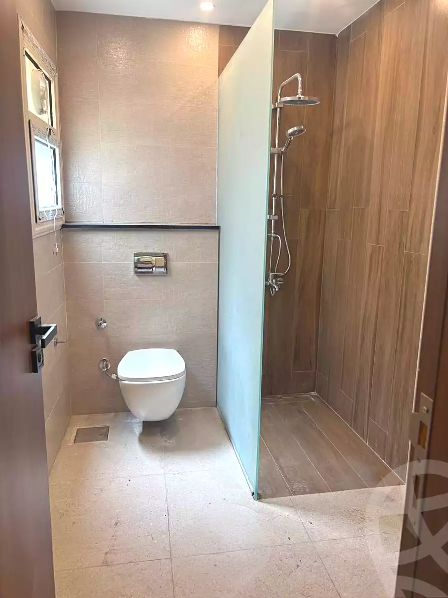 https://aqarmap.com.eg/ar/listing/7177930-for-sale-cairo-el-sheikh-zayed-city-compounds-el-khamayel