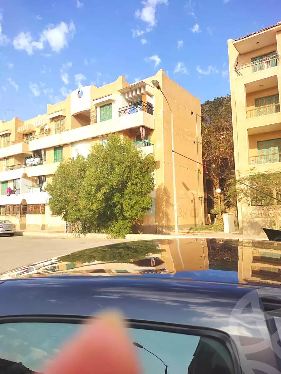 https://aqarmap.com.eg/ar/listing/7178148-for-sale-cairo-6th-of-october-el-ahyaa-neighborhood-11th