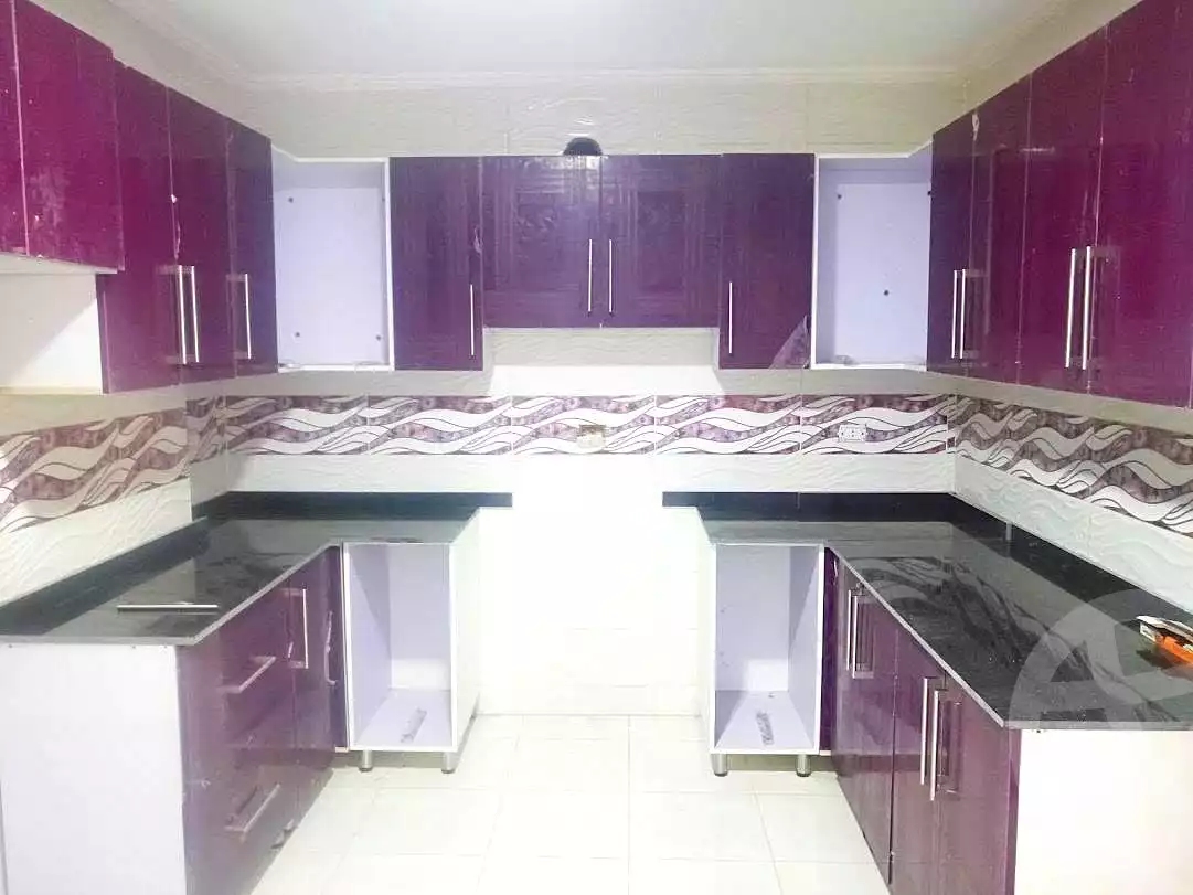 https://aqarmap.com.eg/ar/listing/7178196-for-sale-cairo-helwan-kwrnysh-hlwn
