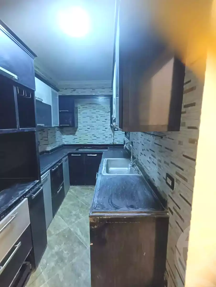 https://aqarmap.com.eg/en/listing/7178409-for-sale-alexandria-sydy-bshr-sydy-bshr-bhry-street-17