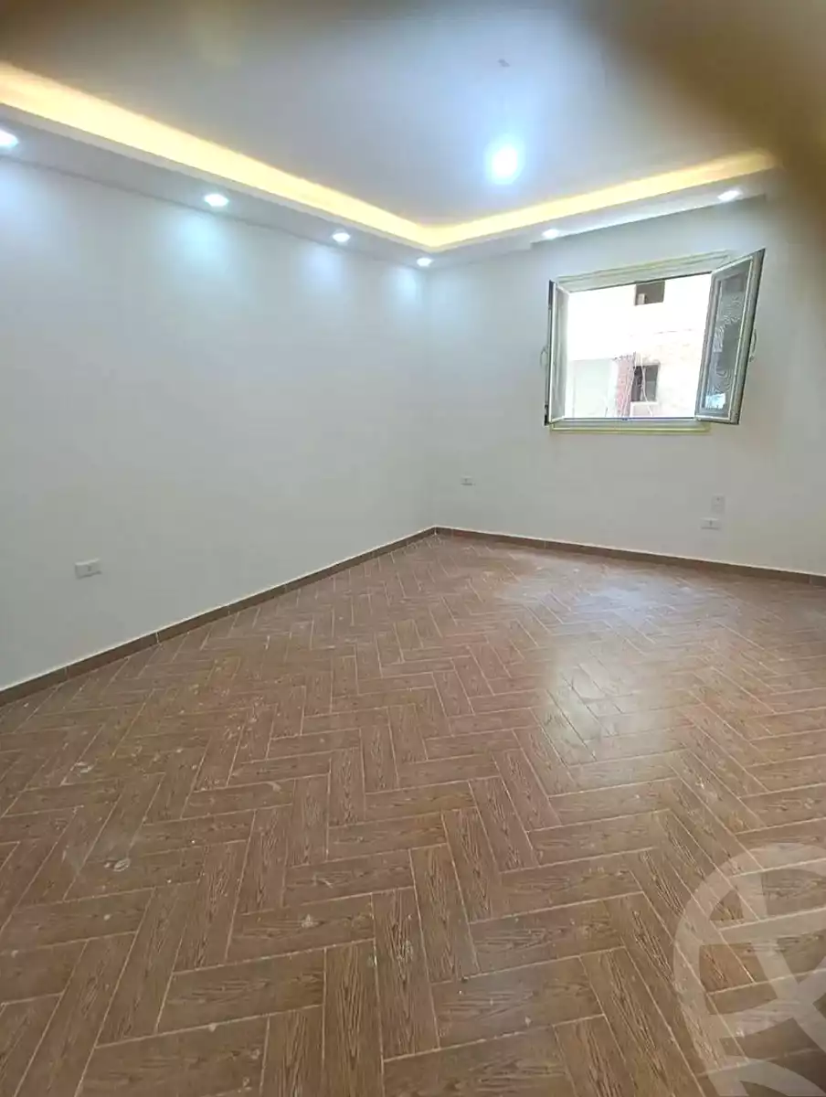 https://aqarmap.com.eg/en/listing/7178409-for-sale-alexandria-sydy-bshr-sydy-bshr-bhry-street-17