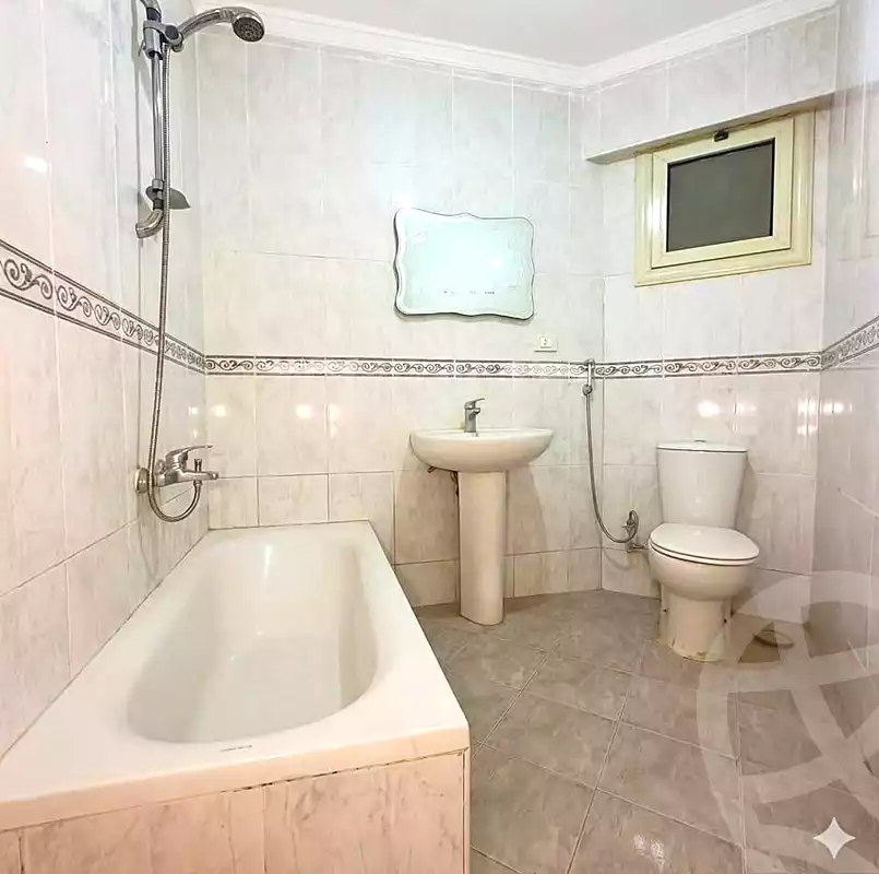 https://aqarmap.com.eg/en/listing/7178554-for-rent-alexandria-el-montazah-compounds-in-el-montazah-flwrns-myj-mwl-mrsyly-jrwb