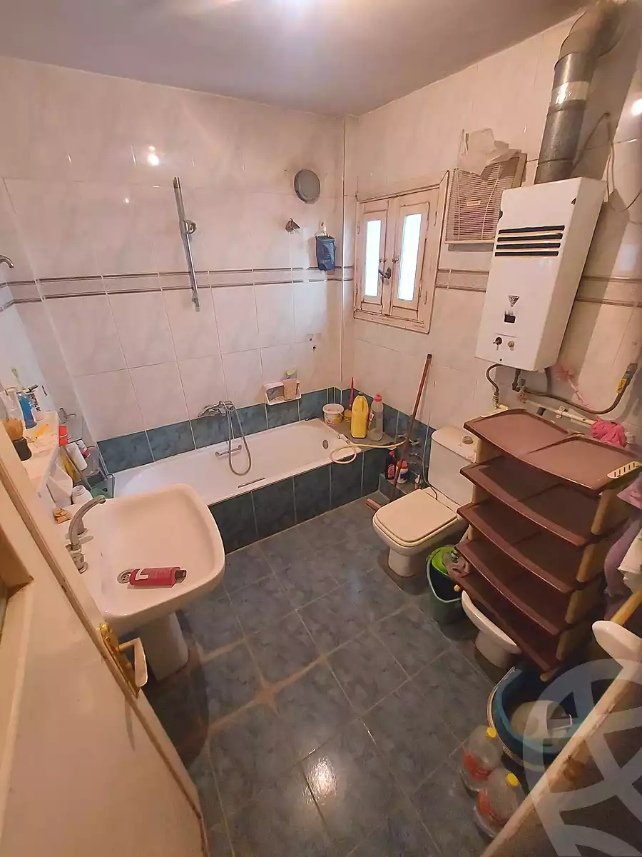https://aqarmap.com.eg/en/listing/7178765-for-sale-cairo-helwan-helwan-el-sharkeya-mostafa-safwat-st