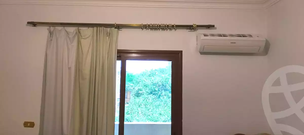 https://aqarmap.com.eg/en/listing/7178854-for-sale-cairo-new-cairo-first-settlement-mhwr-mstfy-kml