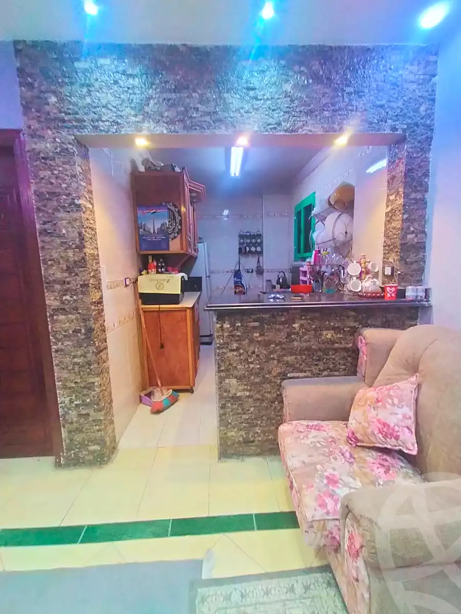 https://aqarmap.com.eg/en/listing/7178962-for-sale-cairo-helwan-helwan-el-sharkeya-heidar-st