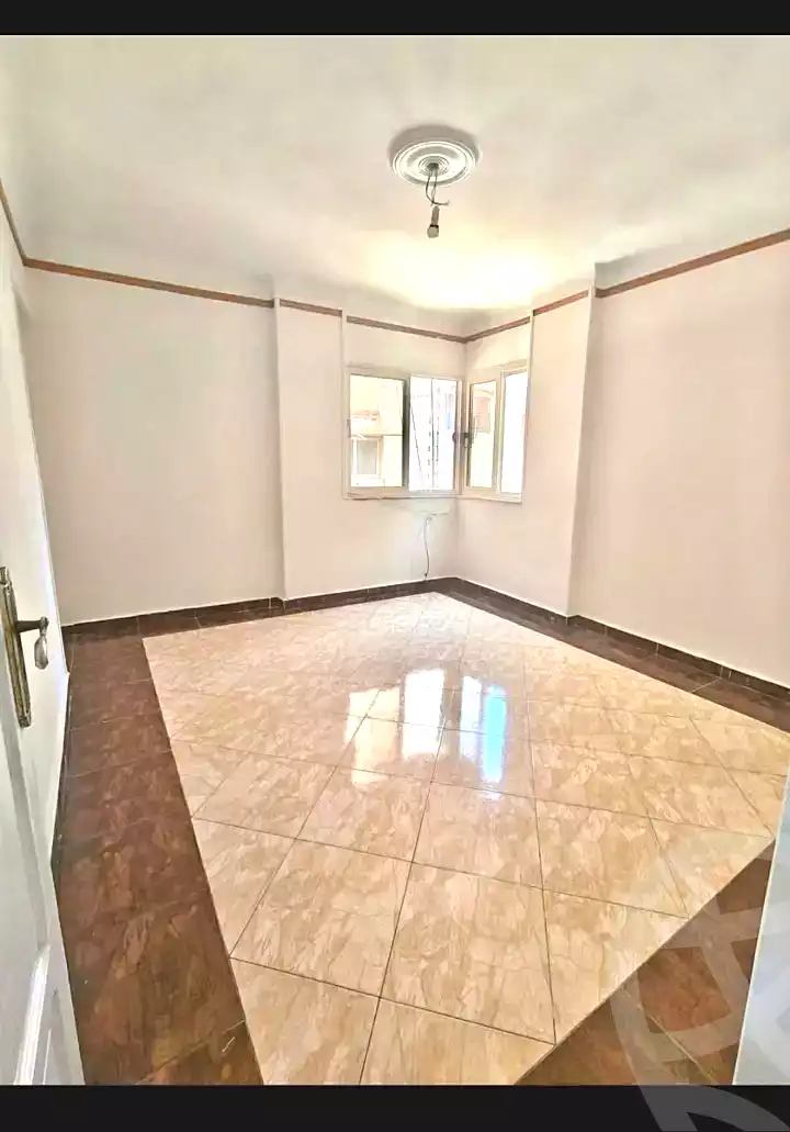 https://aqarmap.com.eg/ar/listing/7179157-for-sale-alexandria-miami-45-street