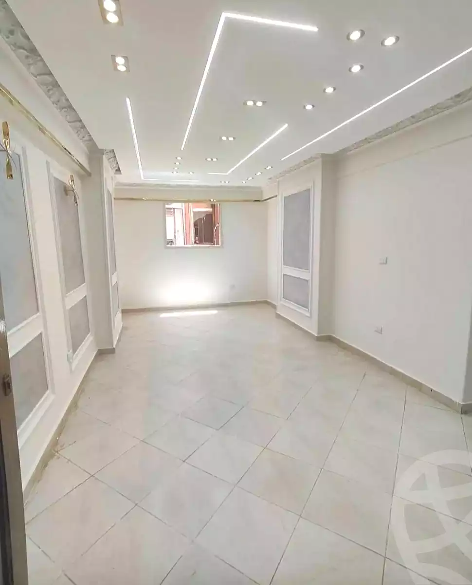 https://aqarmap.com.eg/ar/listing/7179228-for-sale-alexandria-el-asafra-l-sfr-bhry