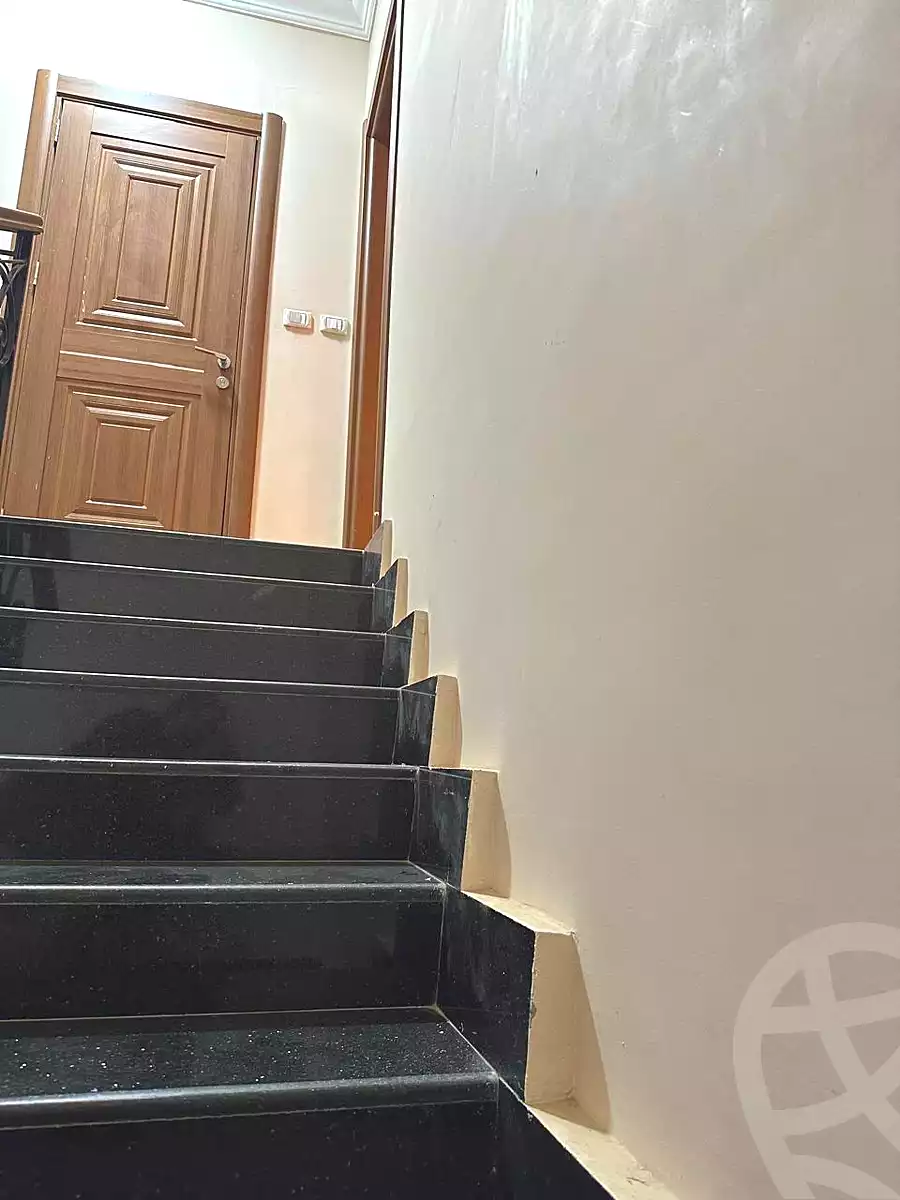 https://aqarmap.com.eg/ar/listing/7179362-for-sale-cairo-new-cairo-lrhb-city-phase-2-amr-ibn-el-aas-st
