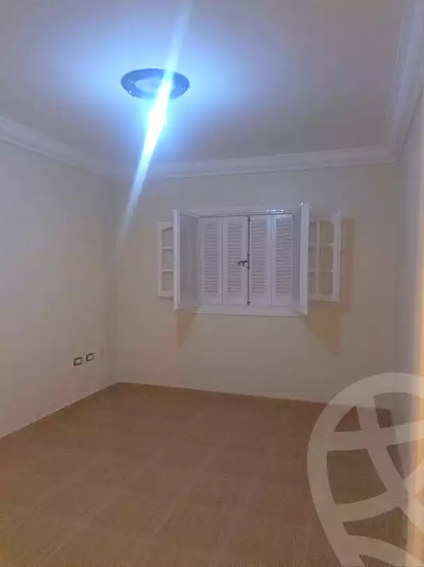 https://aqarmap.com.eg/ar/listing/7179394-for-sale-alexandria-el-asafra-l-sfr-bhry