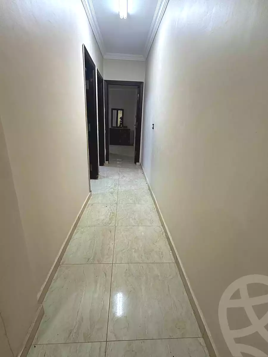 https://aqarmap.com.eg/ar/listing/7179518-for-sale-cairo-6th-of-october-el-ahyaa-neighborhood-3rd-al-hay-al-thalith-st