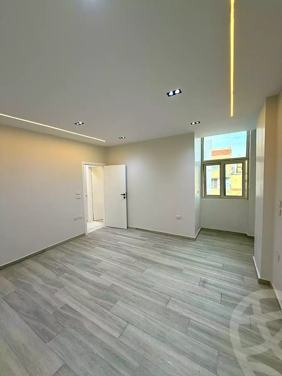 https://aqarmap.com.eg/ar/listing/7179523-for-sale-cairo-6th-of-october-el-ahyaa-neighborhood-3rd-al-hay-al-thalith-st