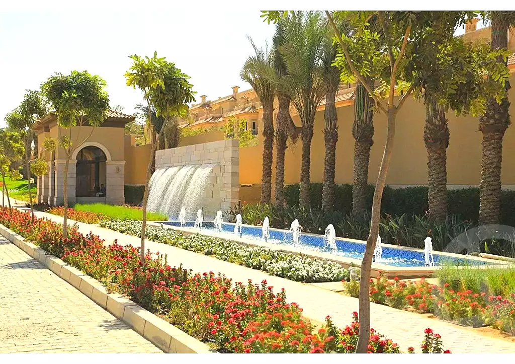 https://aqarmap.com.eg/ar/listing/7179549-for-sale-cairo-new-administrative-capital-r4-la-vista-city