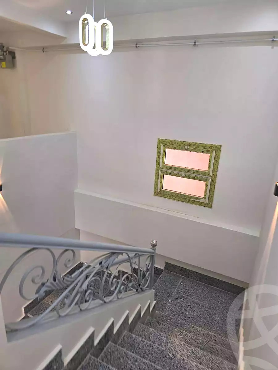 https://aqarmap.com.eg/ar/listing/7179821-for-rent-cairo-6th-of-october-compounds-club-hills-residence-hdp