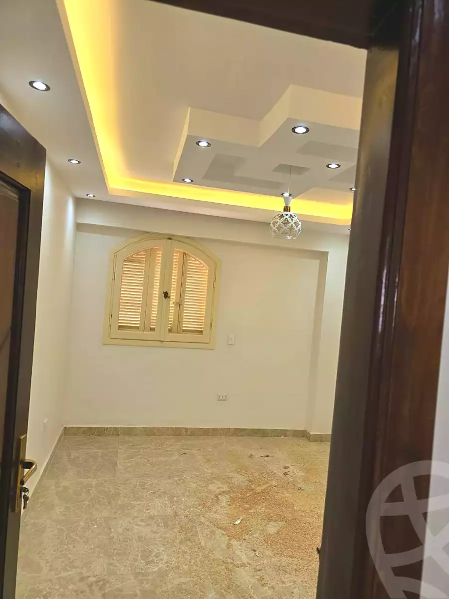https://aqarmap.com.eg/ar/listing/7179821-for-rent-cairo-6th-of-october-compounds-club-hills-residence-hdp