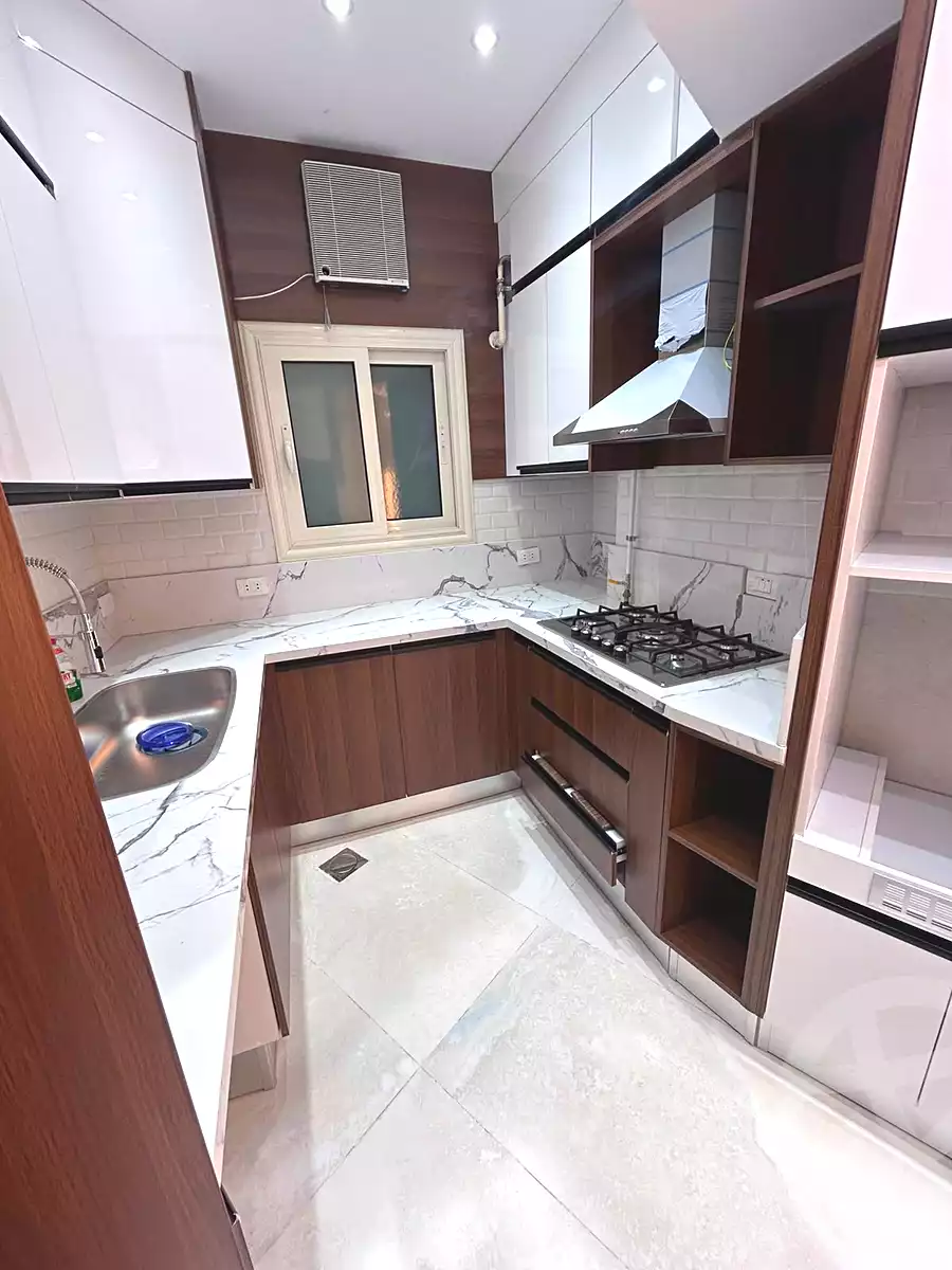 https://aqarmap.com.eg/ar/listing/7179987-for-sale-cairo-6th-of-october-compounds-murooj