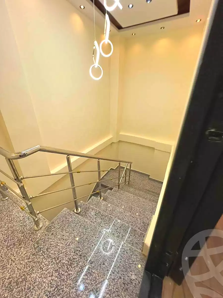 https://aqarmap.com.eg/ar/listing/7180009-for-sale-cairo-6th-of-october-hadaeq-october-ebni-betak-4