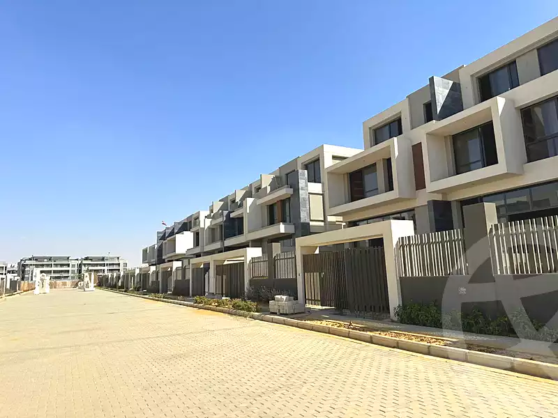 https://aqarmap.com.eg/en/listing/7179992-for-sale-cairo-new-cairo-compounds-el-patio-town-compound-la-vista