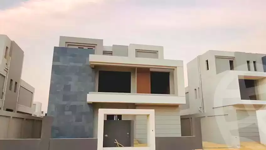 https://aqarmap.com.eg/ar/listing/7180089-for-sale-cairo-new-cairo-compounds-el-patio-town-compound-la-vista