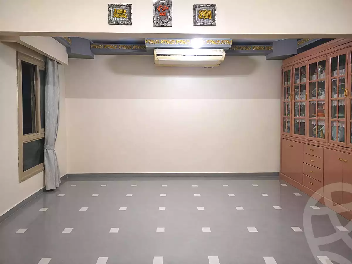 https://aqarmap.com.eg/ar/listing/7180077-for-sale-cairo-6th-of-october-ganob-el-ahyaaa-hay-el-andalous