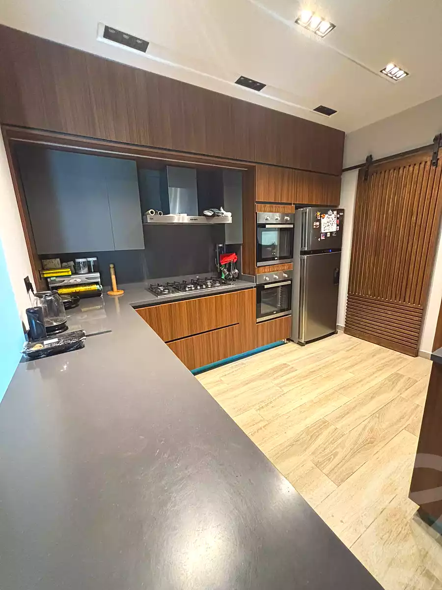 https://aqarmap.com.eg/ar/listing/7180130-for-rent-cairo-el-sheikh-zayed-city-compounds-kmbwnd-wyst-twn-swdyk