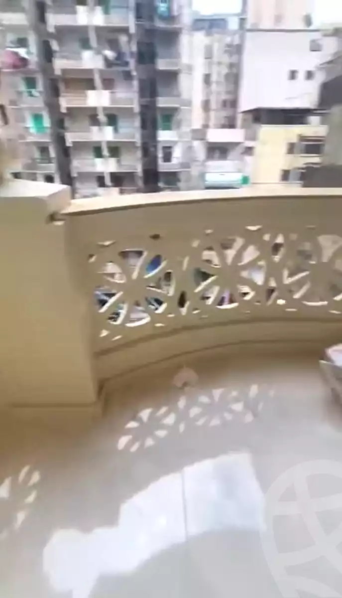 https://aqarmap.com.eg/ar/listing/7180885-for-sale-alexandria-sydy-bshr-sydy-bshr-bhry-gamal-abd-el-nasir-st