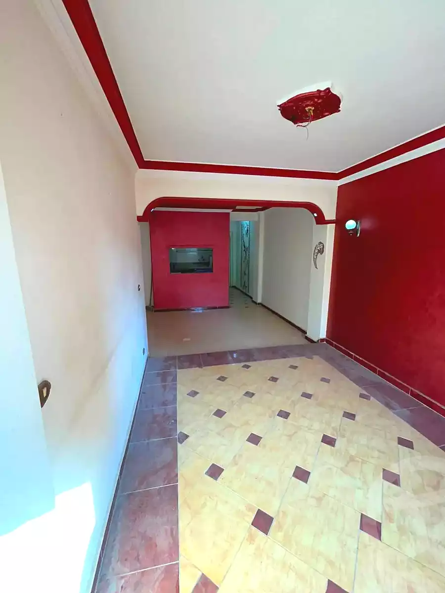 https://aqarmap.com.eg/en/listing/7181272-for-sale-alexandria-lsywf-el-falki
