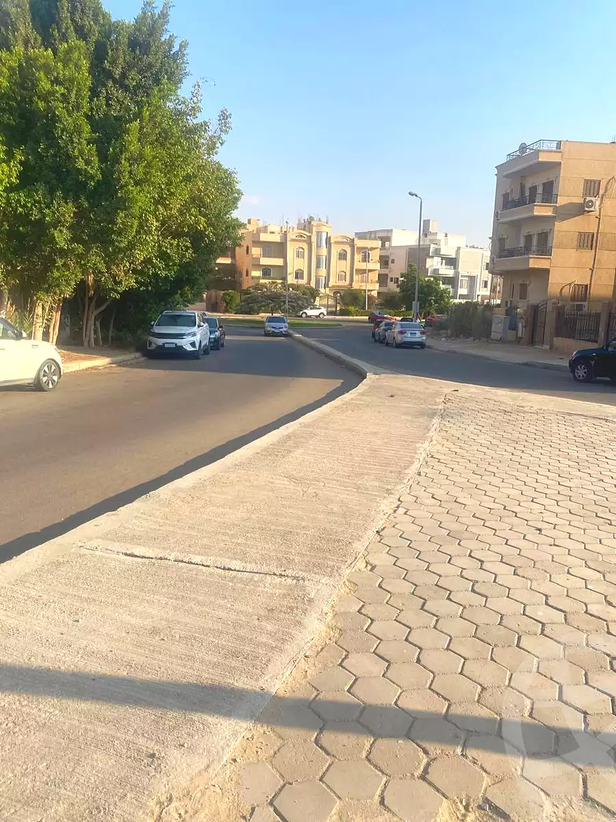 https://aqarmap.com.eg/ar/listing/7181577-for-sale-cairo-el-sheikh-zayed-city-mntq-fr-y-bmdyn-lshykh-zyd