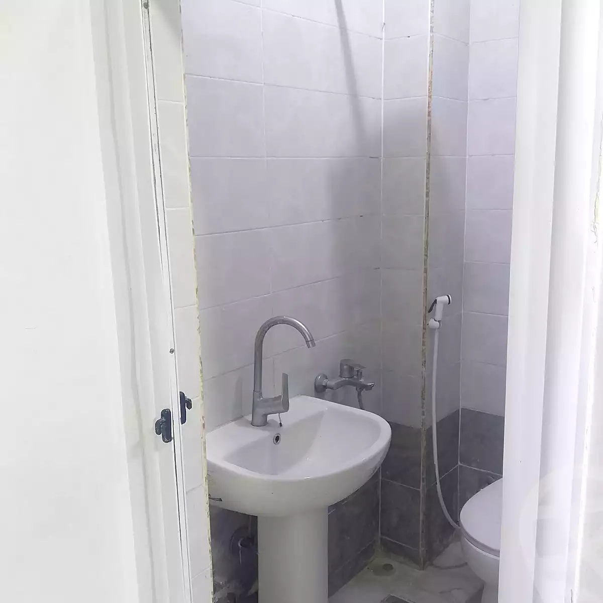 https://aqarmap.com.eg/en/listing/7181676-for-rent-cairo-6th-of-october-el-ahyaa-neighborhood-1st
