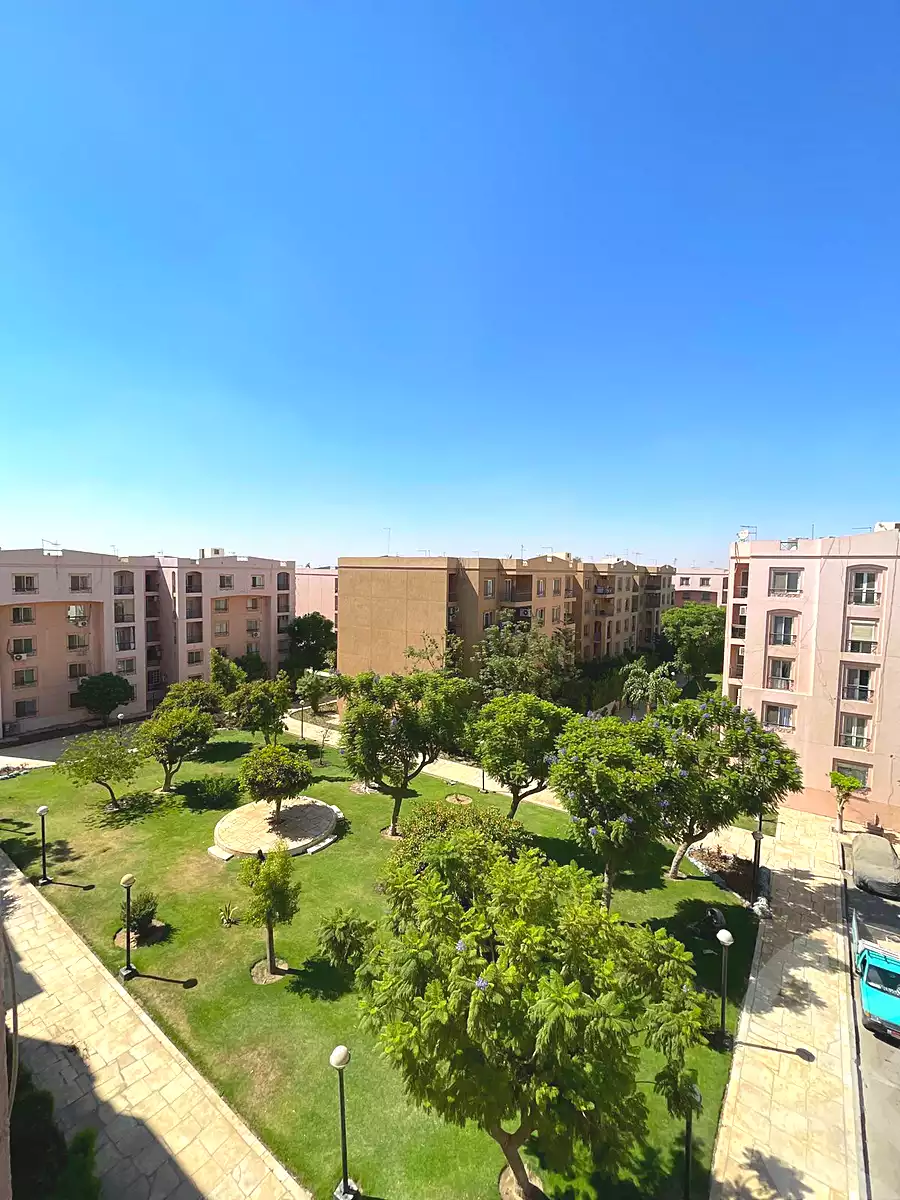 https://aqarmap.com.eg/en/listing/7181709-for-sale-cairo-new-cairo-lrhb-city-mtdd-lrhb-phase-9