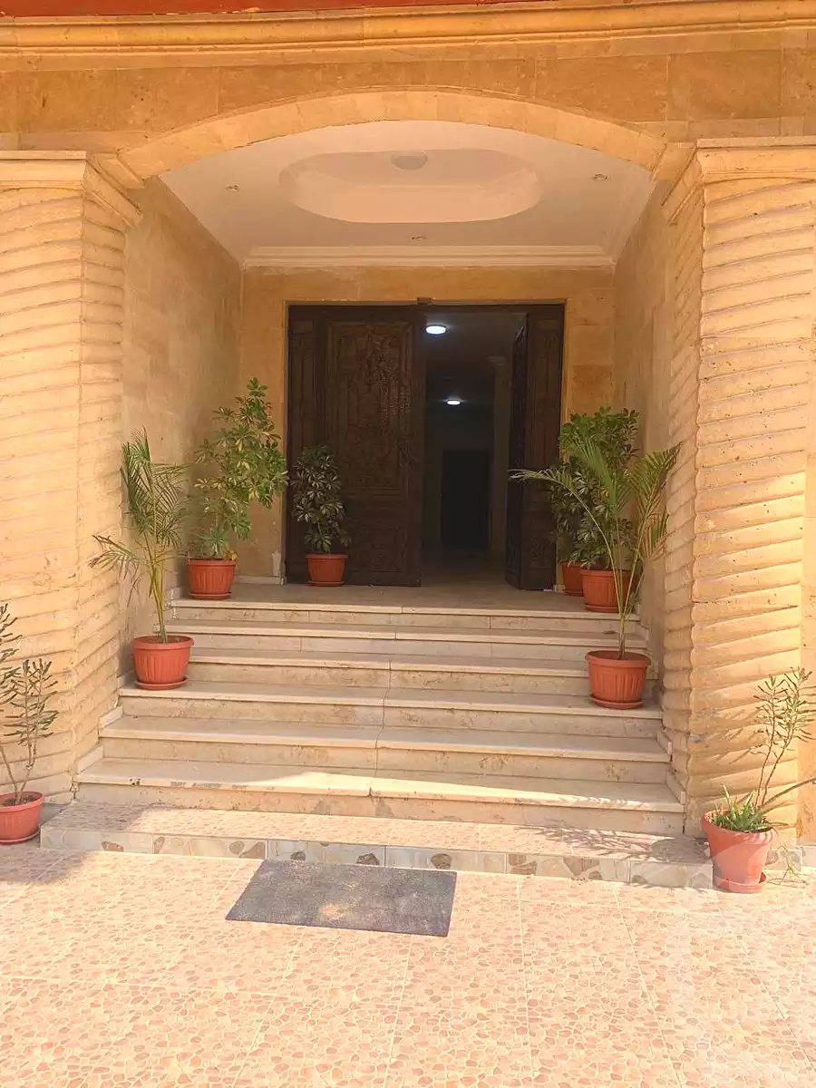 https://aqarmap.com.eg/ar/listing/7181775-for-sale-cairo-al-oubour-el-hay-el-taseaa-naguib-mahfouz-st
